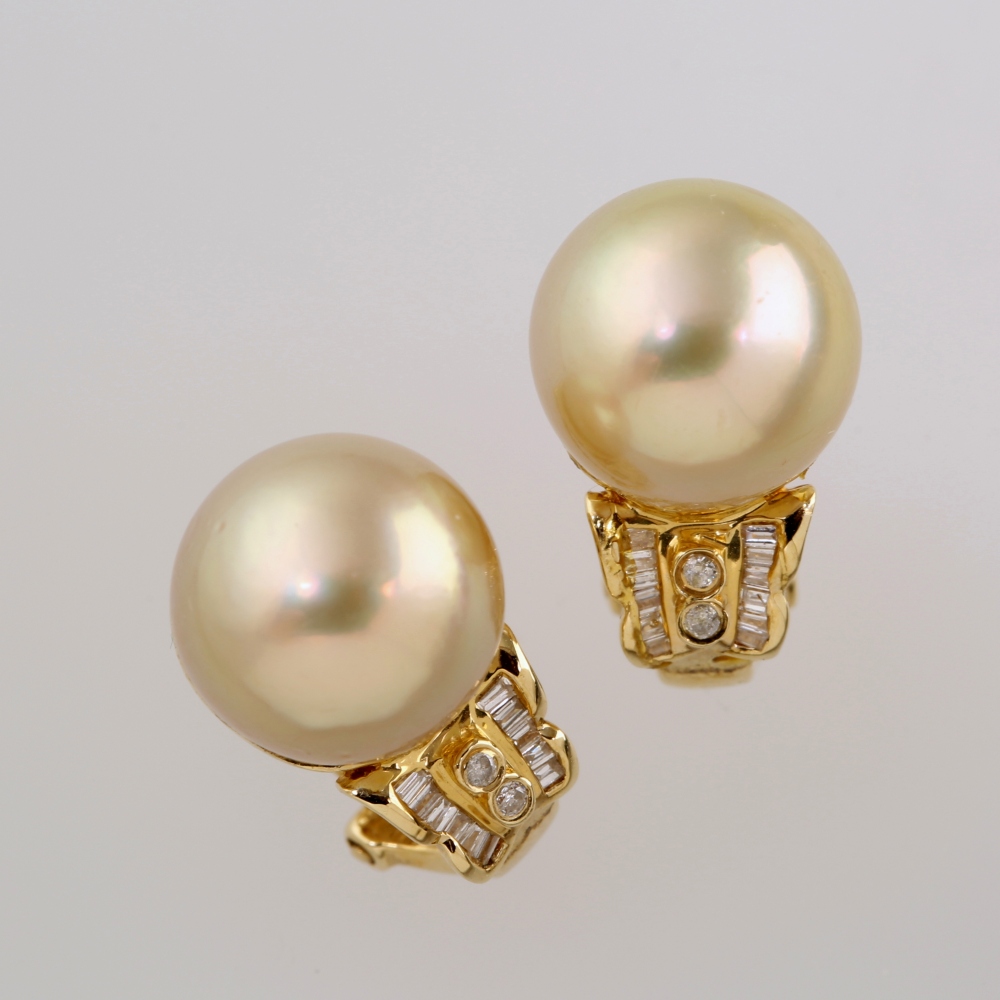 Solid 14K Gold South Sea Pearl Earrings