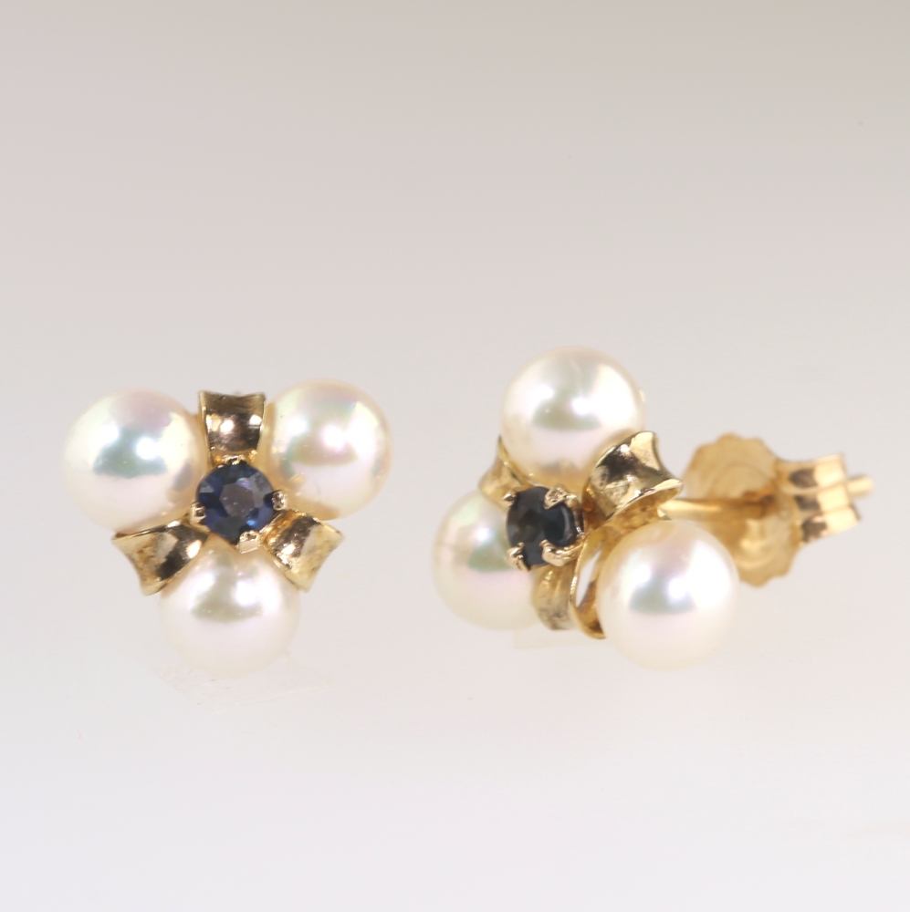Solid 14K Gold Cultured Pearl Earrings