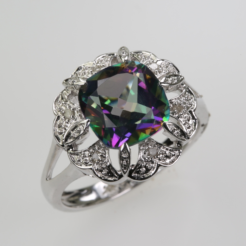 Solid 14 karat Gold Topaz Ring