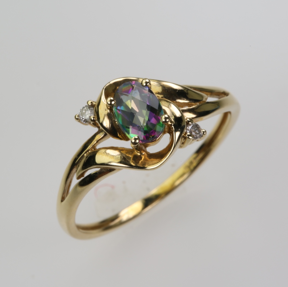 Solid 14 karat Gold Topaz Ring