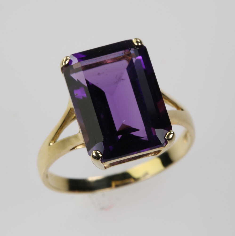 Solid 14K Gold Amethyst Ring