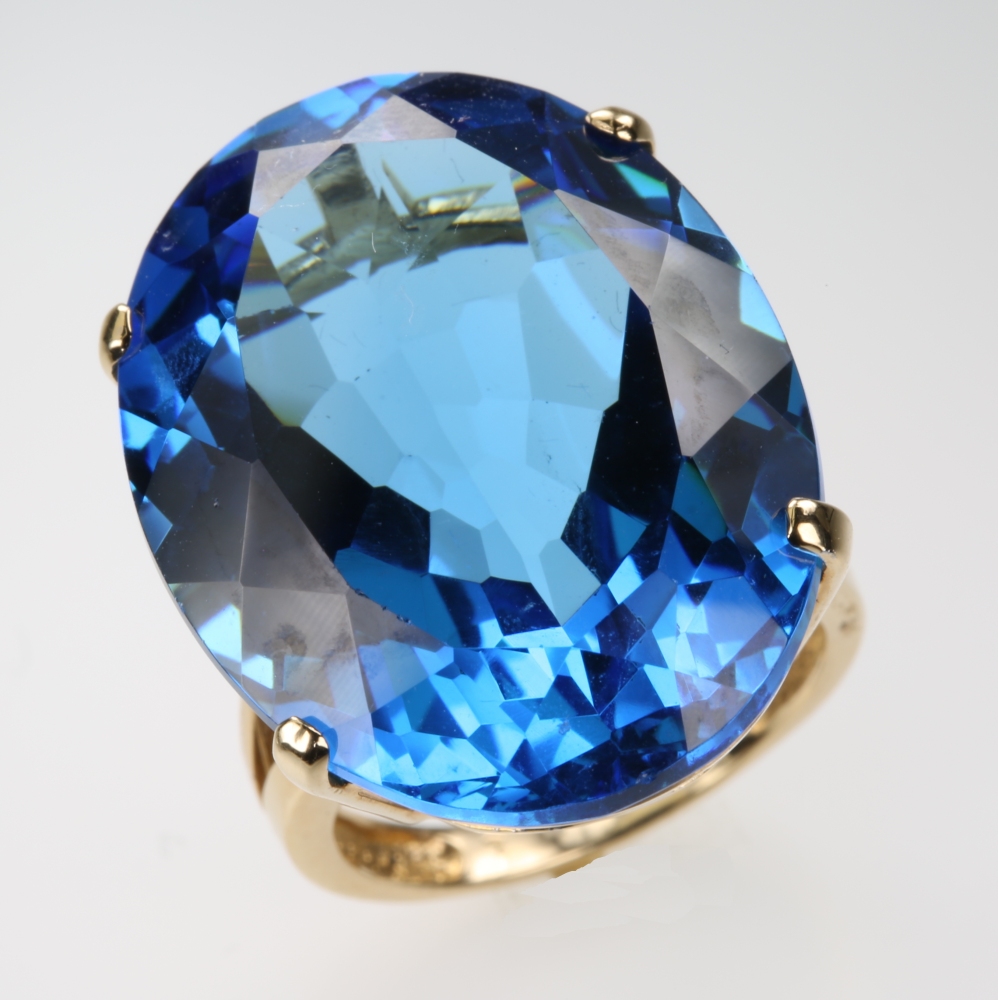 Solid 14 karat Gold Topaz Ring