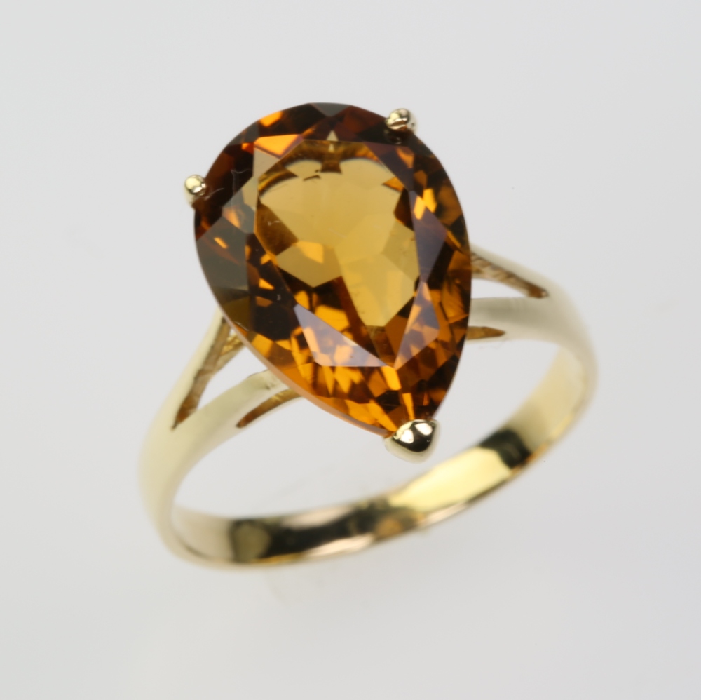 Solid 14 karat Gold Yellow Citrine Ring