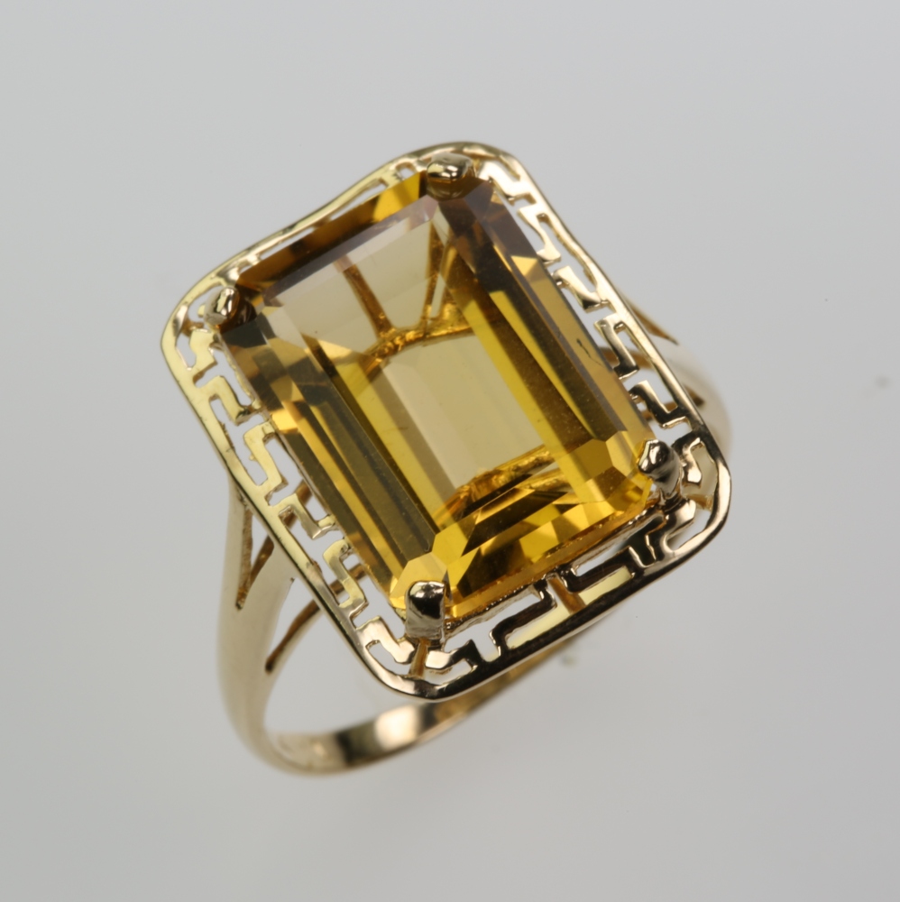 Solid 14 karat Gold Yellow Citrine Ring