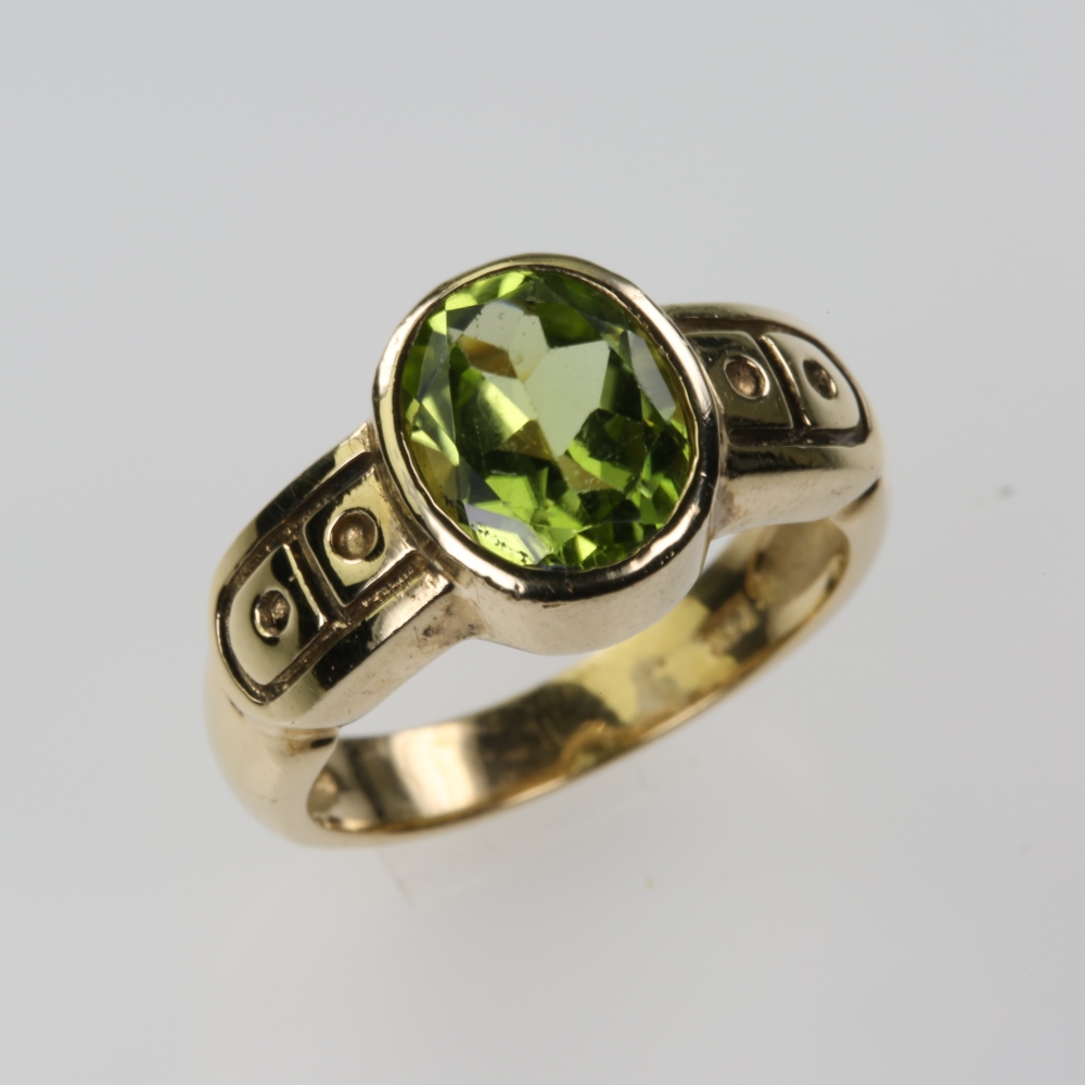 14 Karat Gold Green Peridot Ring