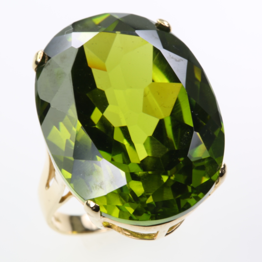 14 Karat Gold Green Peridot Ring