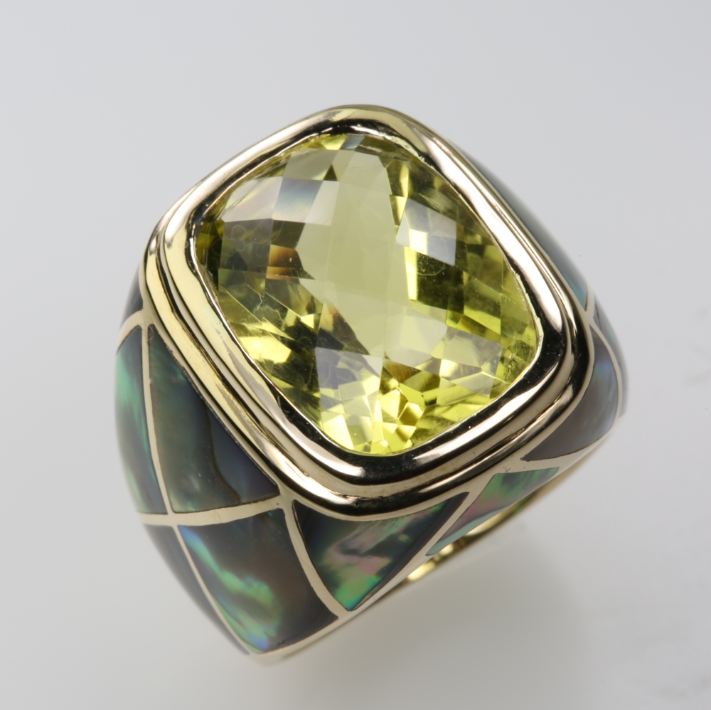 14 Karat Gold Green Peridot Ring
