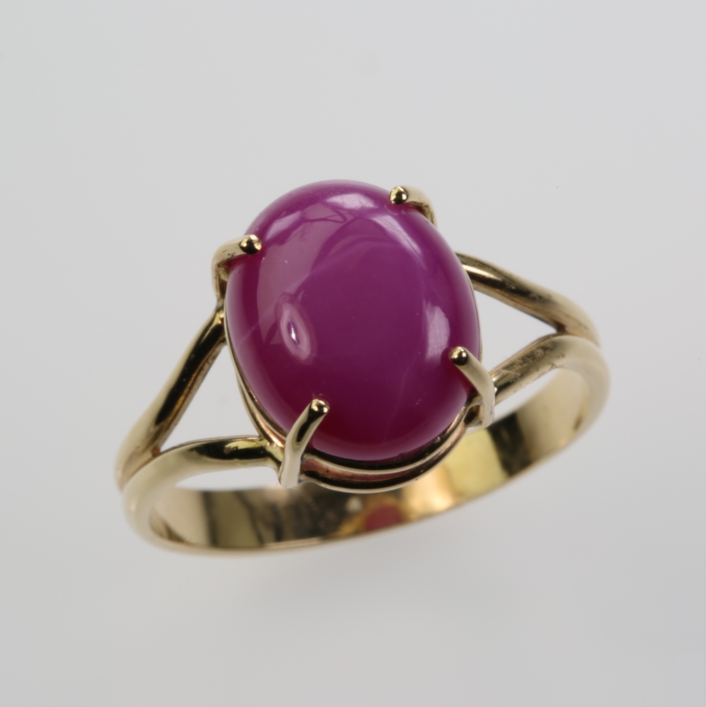 14 Karat Gold Ruby Ring