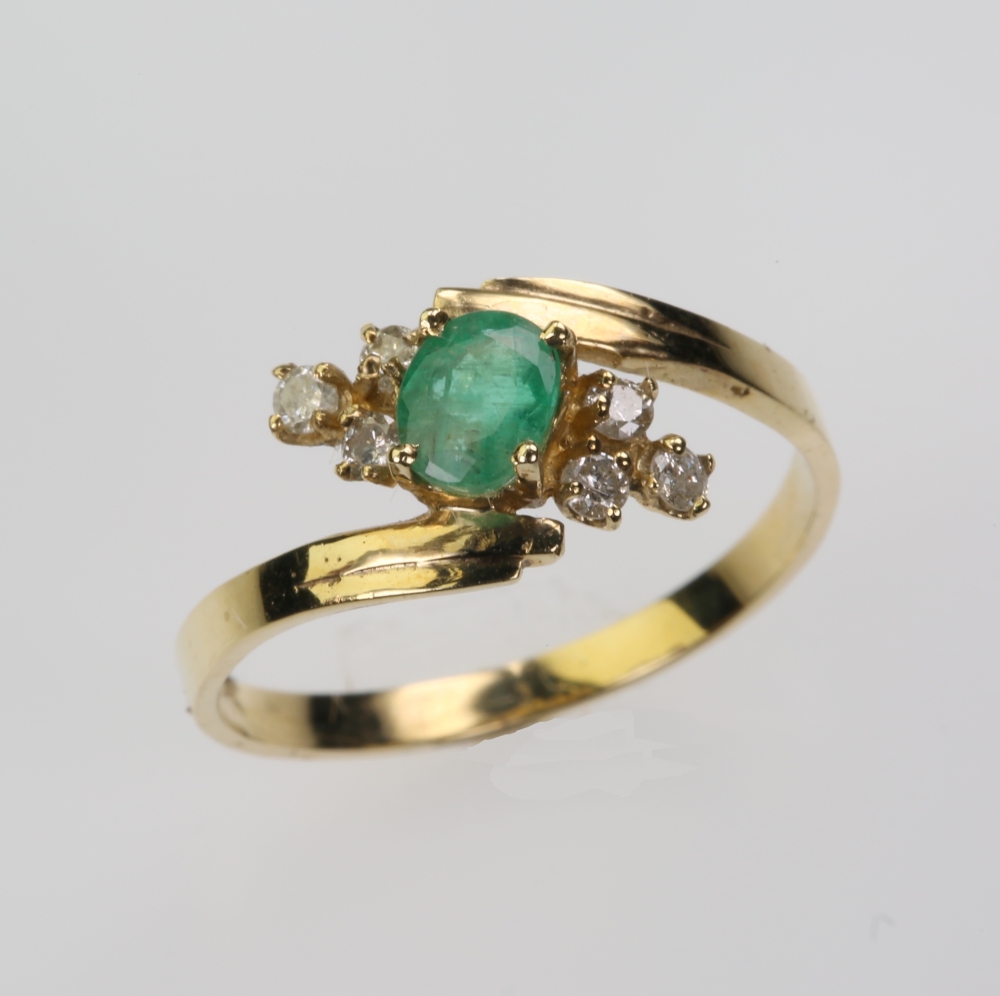 14 Karat Gold Emerald Ring