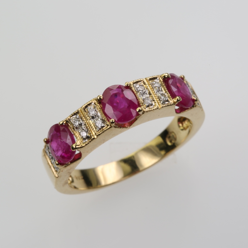 14 Karat Gold Ruby Ring