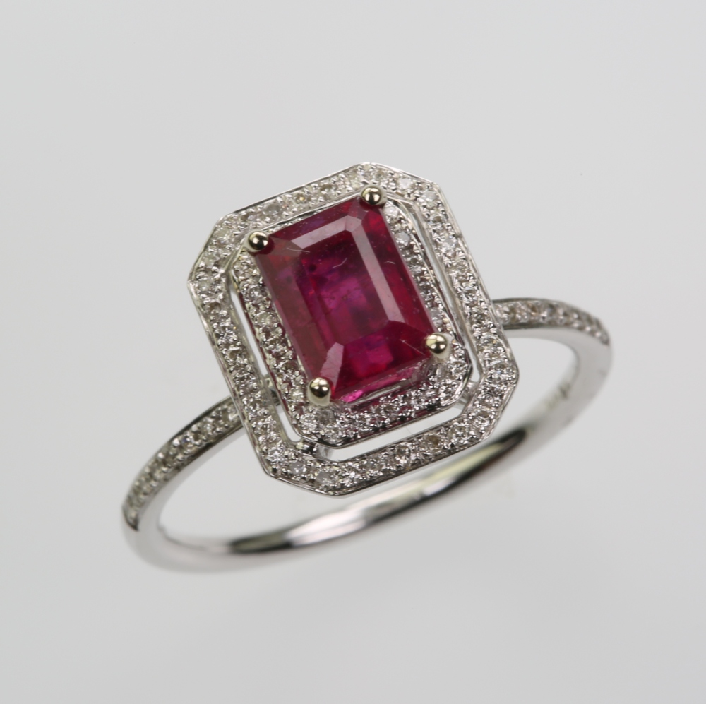 14 Karat Gold Ruby Ring
