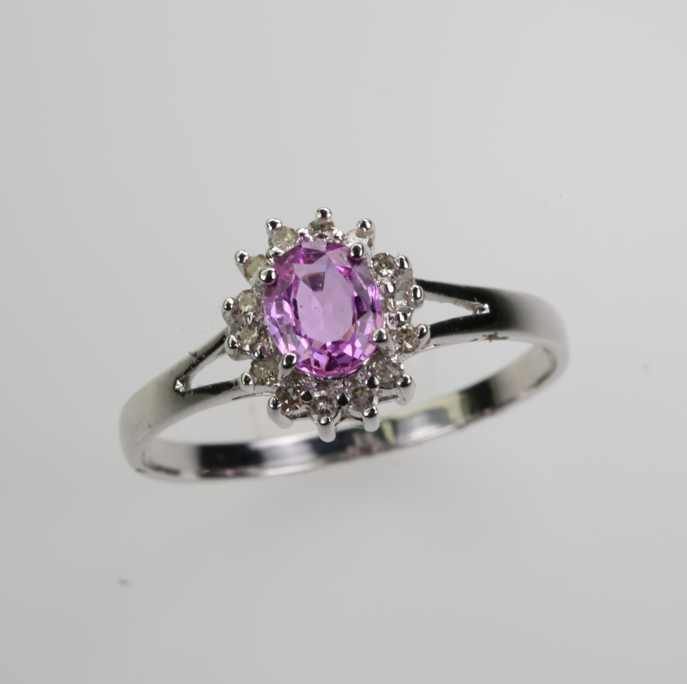 14 Karat Gold Sapphire Ring