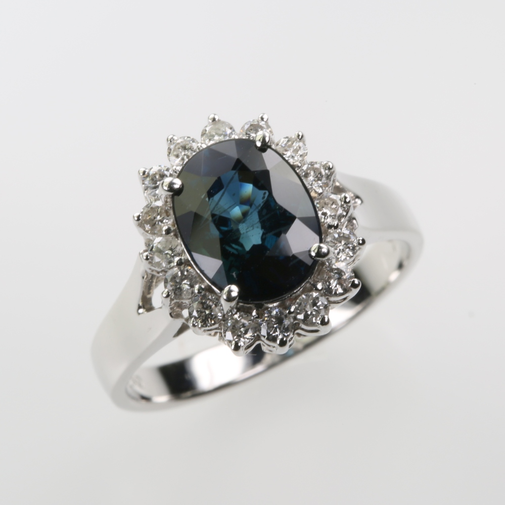 14 Karat Gold Sapphire Ring