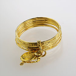 Solid 18 Karat Singapore Diamond-Cut Yellow Gold Ring