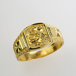 Solid 18 Karat Singapore Diamond-Cut Yellow Gold Ring