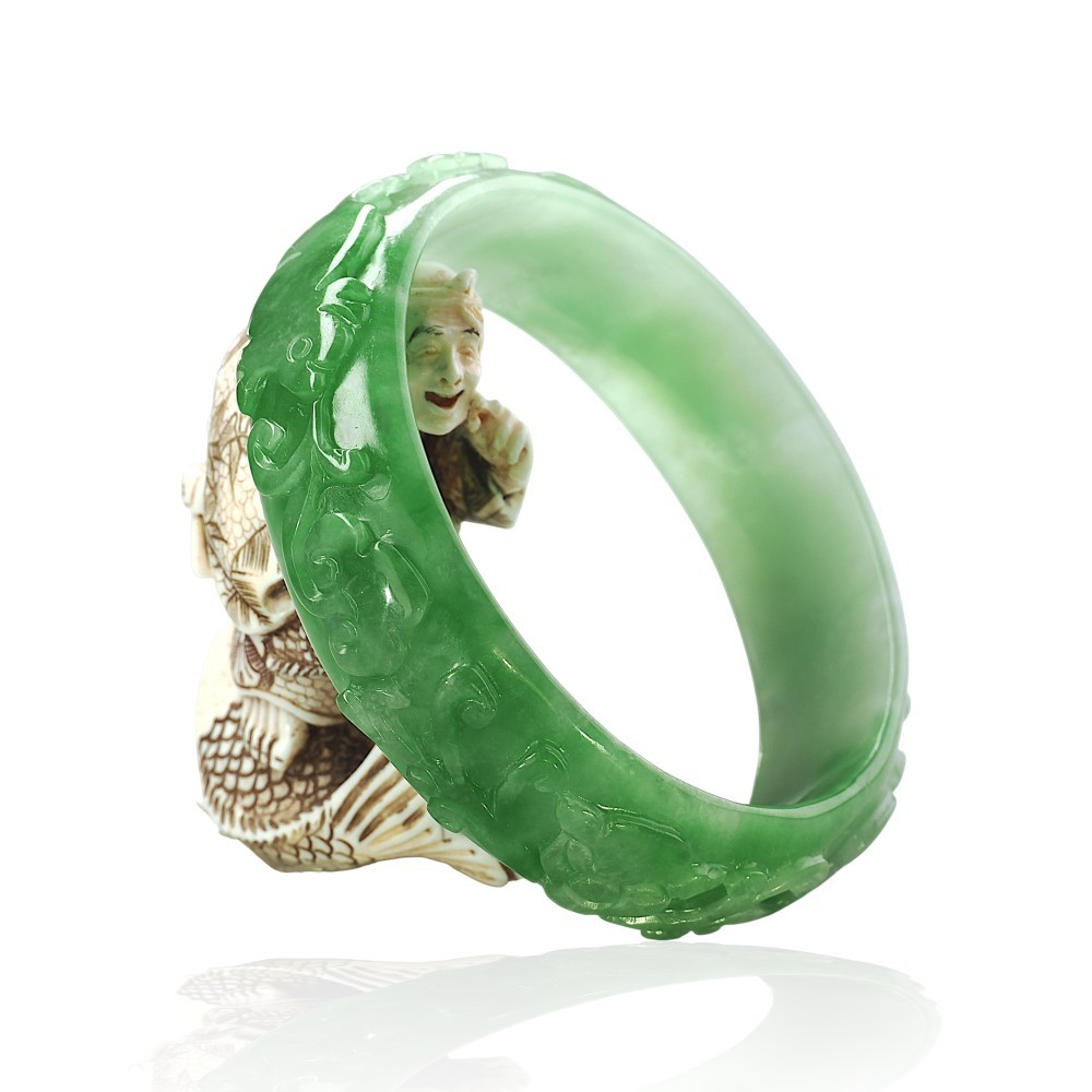 Graceful Carved Solid Green Jade Bangle - 58mm Inner Diameter
