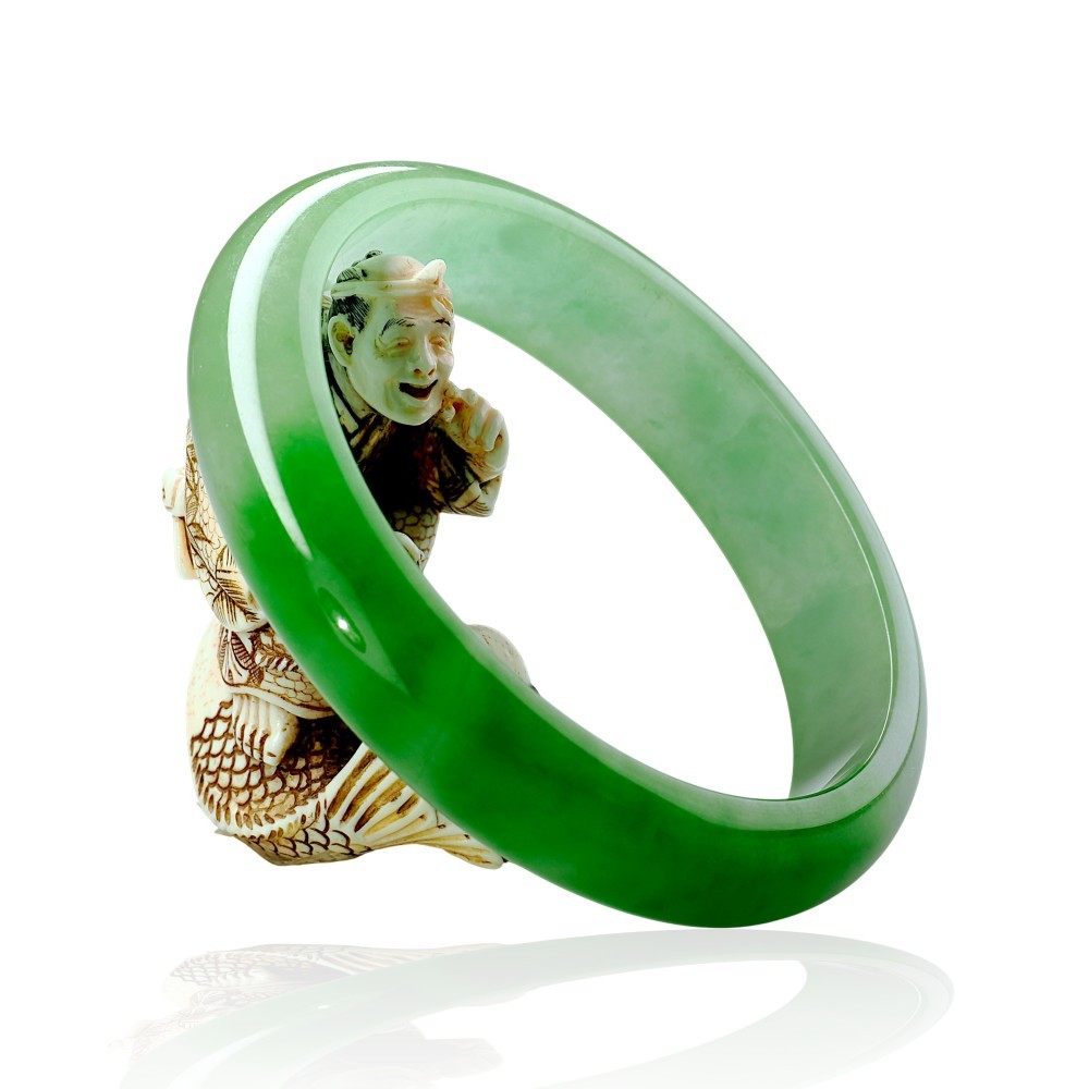 Elegant Green Jade Bangle $200 - $300, 61mm Inner Diameter