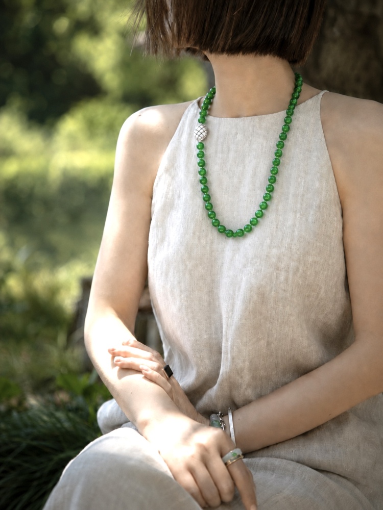 Imperial Green Jade Bead Necklace Sterling Silver Clasp
