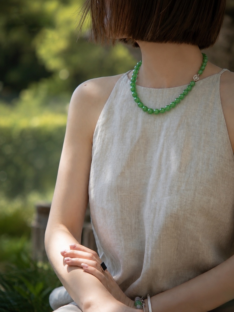 Green Jade Bead Necklace Sterling Silver Clasp