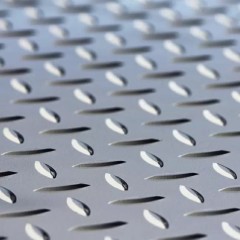 Tấm thép hoa văn