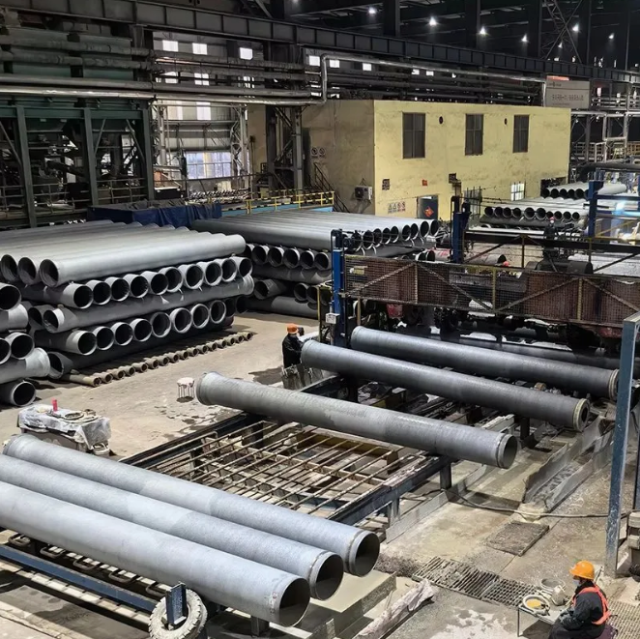 Casted Ductile Iron Pipe High Pressure Flexible Customized Size 500mm 600mm ASTM A536 ERW Technique with 12m Length