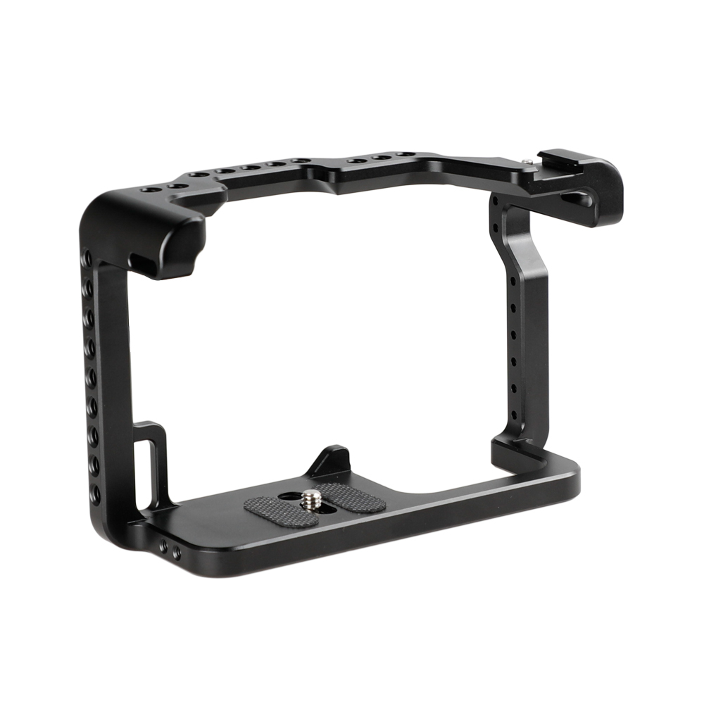 CAMVATE Panasonic GH5 Camera Cage Full Frame With Shoe Mount