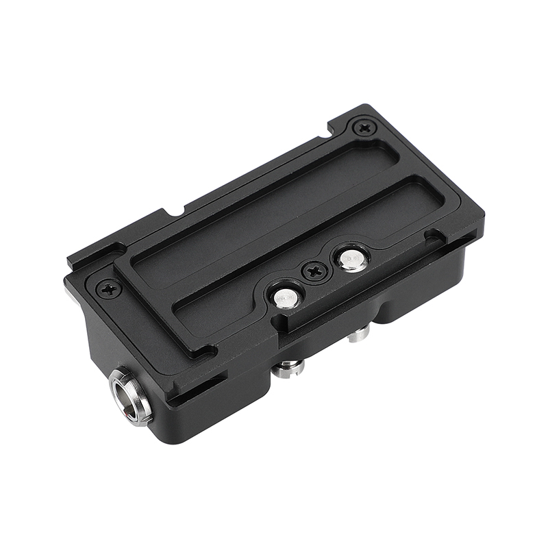 CAMVATE B-Box For RED KOMODO EXT9-pin Splitter-R/S (3pin) Time Code (0B 5pin) CTRL (00B 4pin) 5V (USB) Genlock (BNC)