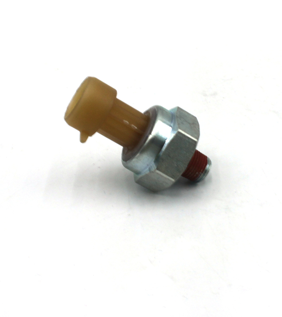 Engine oil pressure sensor 1807369C2