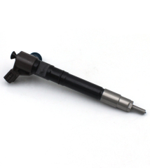 Common rail injector 23670-0E020 for Toyota 2GD