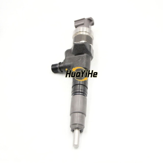 Common rail injector 1J770-53052 for Kubota V3307
