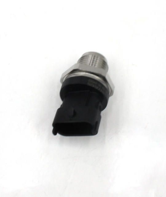 High quality  New Fuel Rail Pressure Sensor 499000-6121 89458-71010 8945871010 23810-30100 23810-30080 23810-0L011（WhatsApp:+8618763502280）