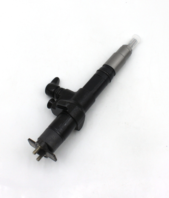 Diesel common rail injector 1J520-53051 for Kubota engine