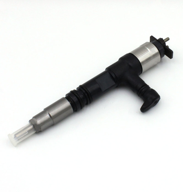 Engine fuel injector 1J520-53051   095000-9680  1J520-53050 1J52053050 1J52053051    （WhatsApp : +8618763502280））