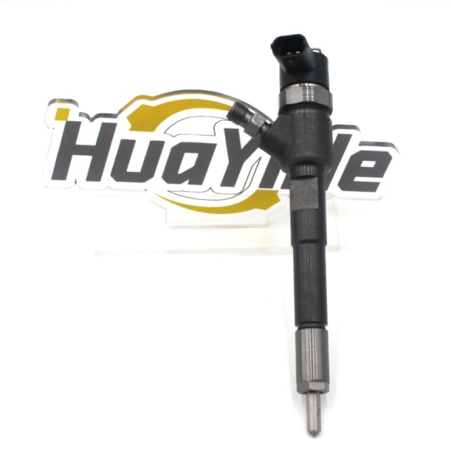 0445110561 04132014 0445110558 04123831 0445110679 High quality diesel injector (WhatsApp:+8616678177205)