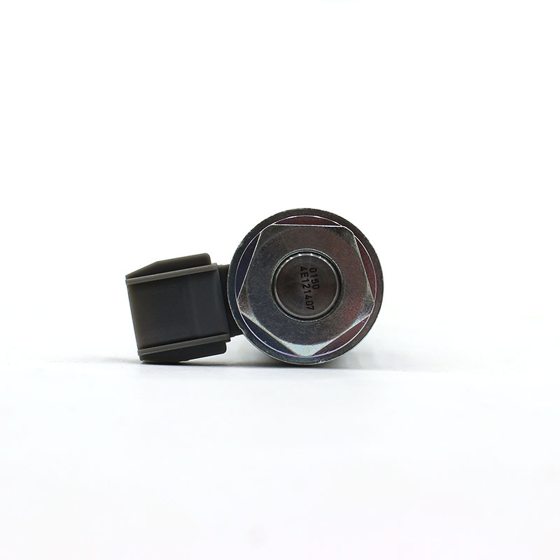 High quality new fuel common rail pressure sensor 0150 08B10255,https://www.pandamanstore.com,High quality new fuel common rail pressure sensor 0150 08B10255