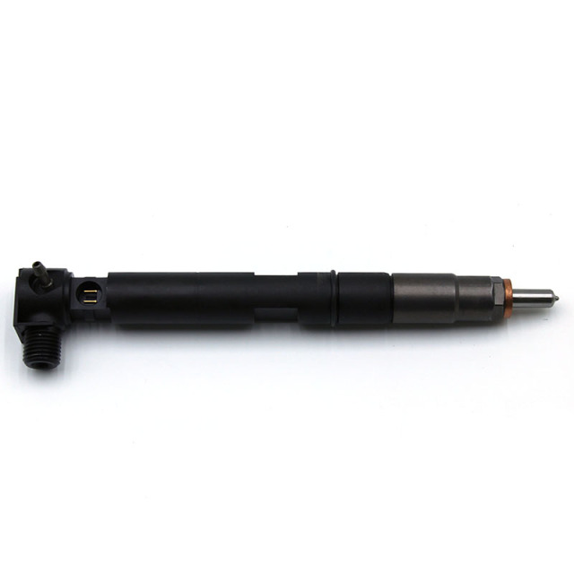 Common rail injector 400903-00043E (28347042), suitable for D34 series construction machinery diesel engine spare parts,https://www.pandamanstore.com,