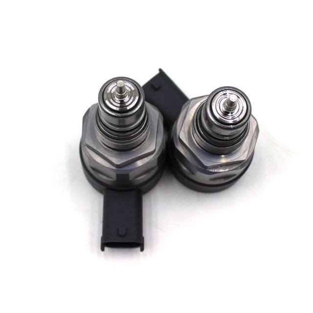 Differential Pressure Sensor 0281007289, aftermarket spare part for heavy-duty truck diesel engines,https://www.pandamanstore.com,Differential Pressure Sensor 0281007289, aftermarket spare part for heavy-duty truck diesel engines