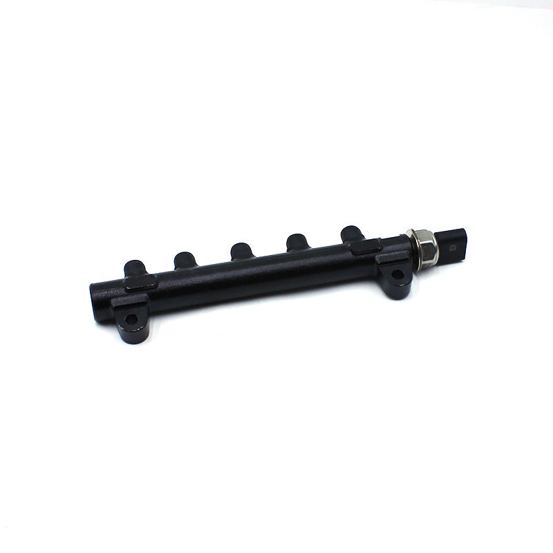 Common-rail fuel injector 7516849 (replaces 7275454), suitable for D24 engines, skid-steer loaders, and excavators.,https://www.pandamanstore.com,Common-rail fuel injector 7516849 (replaces 7275454), suitable for D24 engines, skid-steer loaders, and excavators.