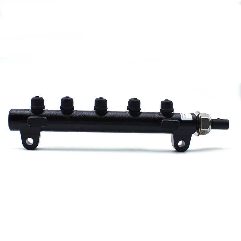 Common-rail fuel injector 7516849 (replaces 7275454), suitable for D24 engines, skid-steer loaders, and excavators.,https://www.pandamanstore.com,Common-rail fuel injector 7516849 (replaces 7275454), suitable for D24 engines, skid-steer loaders, and excavators.