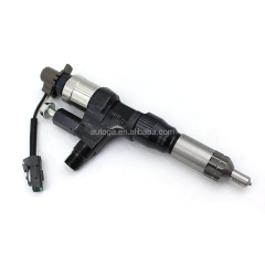 0950006810 Common Rail Injector 095000-6810 / 23670-E0201, spare part for heavy truck & excavator diesel engines,https://www.pandamanstore.com,0950006810 Common Rail Injector 095000-6810 / 23670-E0201, spare part for heavy truck & excavator diesel engines
