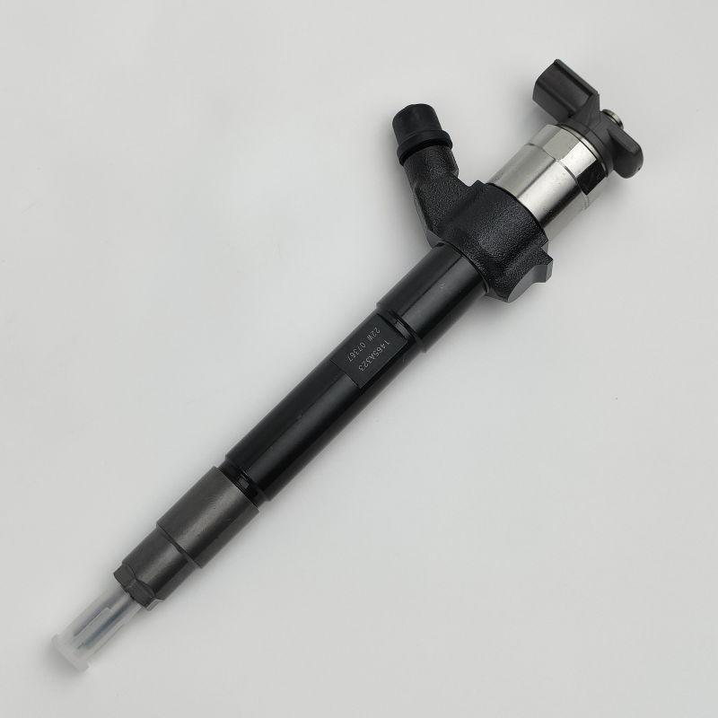 Common Rail  Diesel Fuel Injector 295050-0120 1465A323 Truck Excavator,https://www.pandamanstore.com,Common Rail  Diesel Fuel Injector 295050-0120 1465A323 Truck Excavator