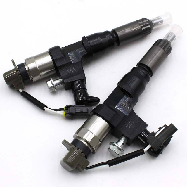 Diesel Common Rail Injector 0950006613 23670E0020 Complete Fuel Injector Assembly Engine Repair Replacement Spare Parts,https://www.pandamanstore.com,Diesel Common Rail Injector 0950006613 23670E0020 Complete Fuel Injector Assembly Engine Repair Replacement Spare Parts