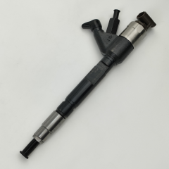 Common Rail Diesel Injector 095000-6791 D28-001-801+C Truck Replacement Parts,https://www.pandamanstore.com,Common Rail Diesel Injector 095000-6791 D28-001-801+C Truck Replacement Parts