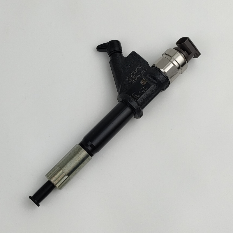 Replacement Common Rail Diesel Injector 095000-8100 VG1096080010 Truck Engine Spare Parts,https://www.pandamanstore.com,Replacement Common Rail Diesel Injector 095000-8100 VG1096080010 Truck Engine Spare Parts