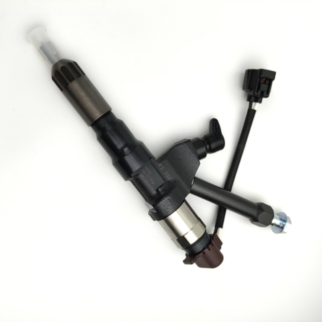 Diesel Common Rail Injector 2950501590 23670E0590 Complete Fuel Injector Assembly Diesel Engine Replacement Parts,https://www.pandamanstore.com,Diesel Common Rail Injector 2950501590 23670E0590 Complete Fuel Injector Assembly Diesel Engine Replacement Parts