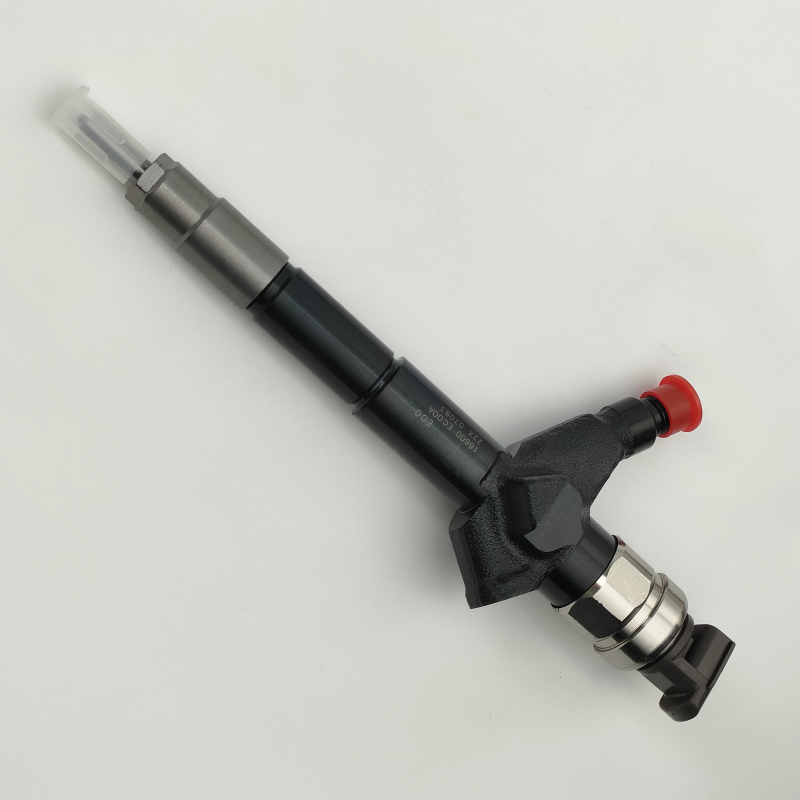 New Common Rail Fuel Injector 095000-5655 16600-EB300 Automobile Diesel Engine Injection Components,https://www.pandamanstore.com,New Common Rail Fuel Injector 095000-5655 16600-EB300 Automobile Diesel Engine Injection Components