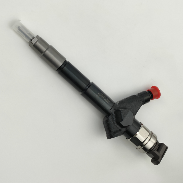 New Common Rail Fuel Injector 095000-6240 16600-MB40E Automobile Diesel Engine Injection Components,https://www.pandamanstore.com,New Common Rail Fuel Injector 095000-6240 16600-MB40E Automobile Diesel Engine Injection Components