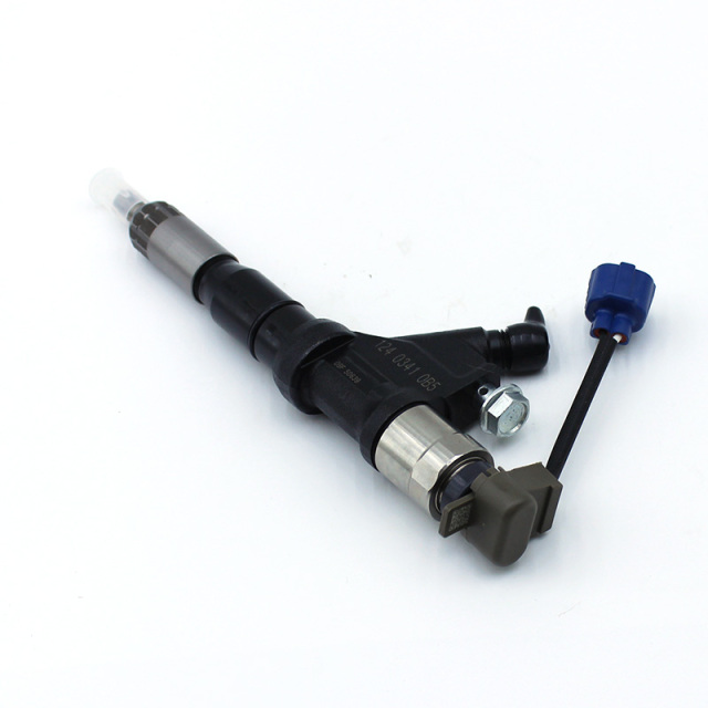095000-5226 Common Rail Fuel Injector 23670-E0341 For 700 E13C Engine,https://www.pandamanstore.com,095000-5226 Common Rail Fuel Injector 23670-E0341 For 700 E13C Engine