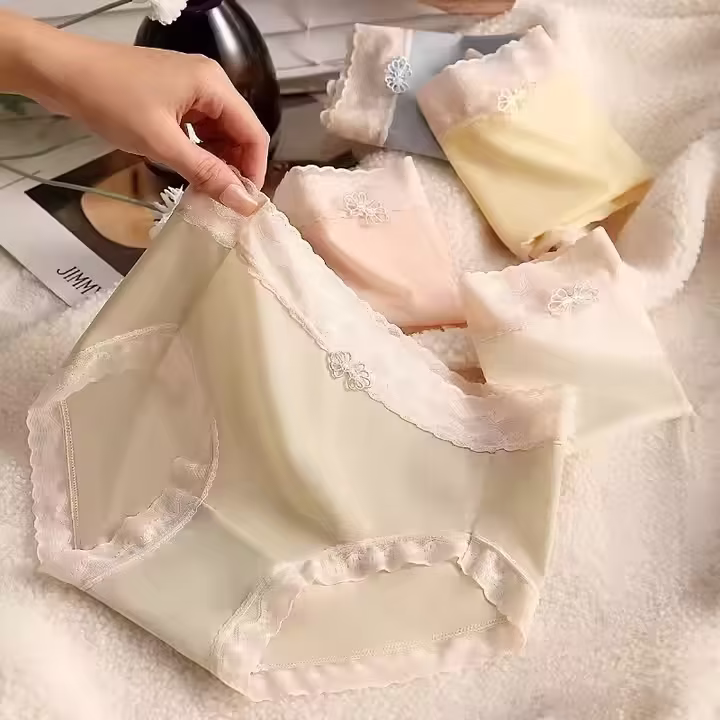 2024 New Arrival Women's Panties 2pcs Per Pack Sexy Mid-rise Briefs Comfortable Ice Silk Seamless Underpants for Girls Underwear