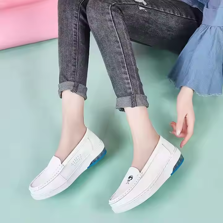 Nursing Shoes Hospital for Women White Shoes Wedge Heels Comfort Breathable Soft Bottom Flat Anti-slip Nurse Safety Work Shoes